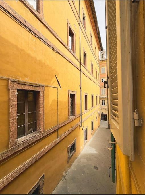 Appartamento Ad Un Passo Da Piazza Del Campo Siena Kültér fotó